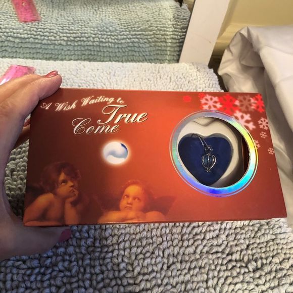 Oyster with pearl/ silver cage necklace - Picture 1 of 5